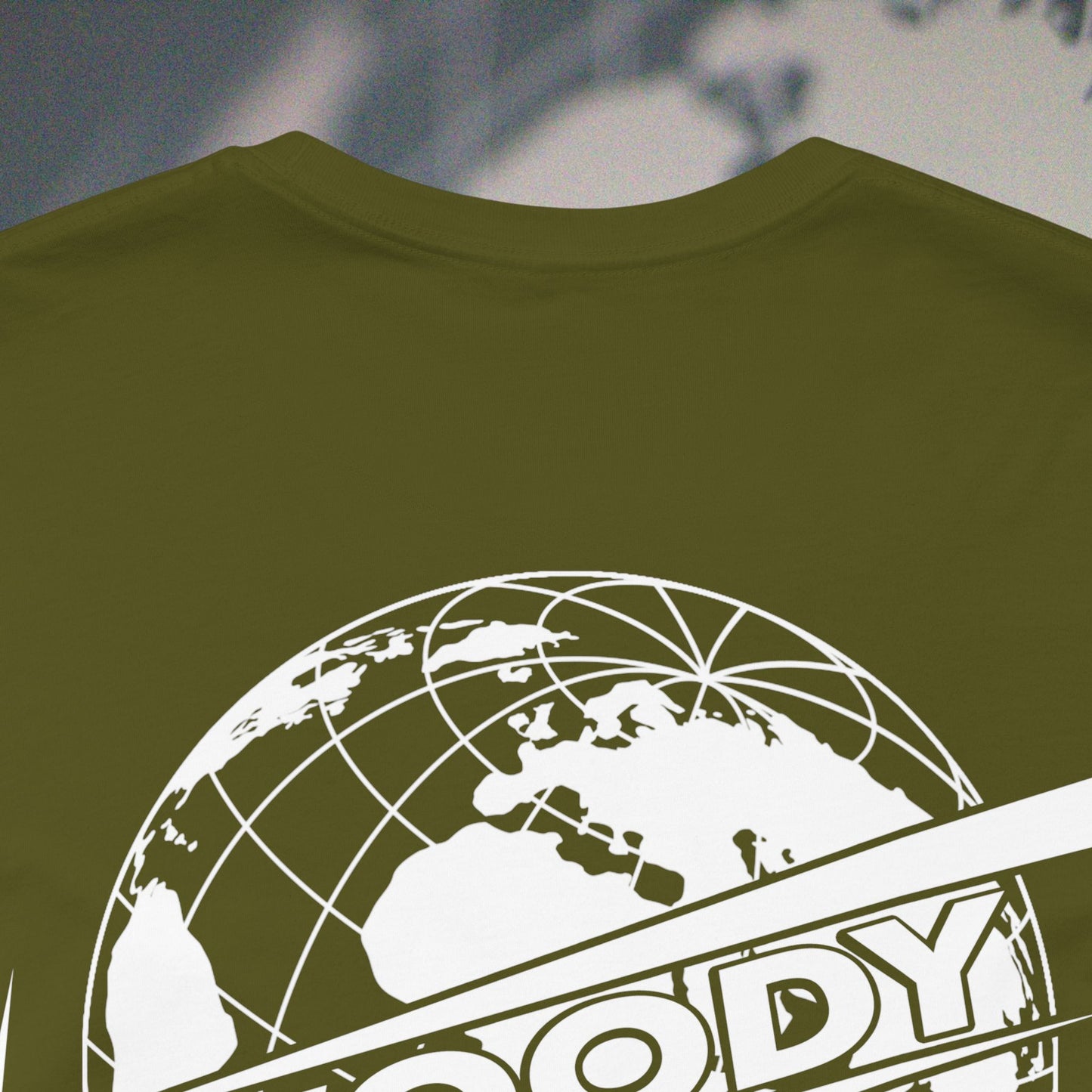 Woody Worldwide - Olive - T-Shirt