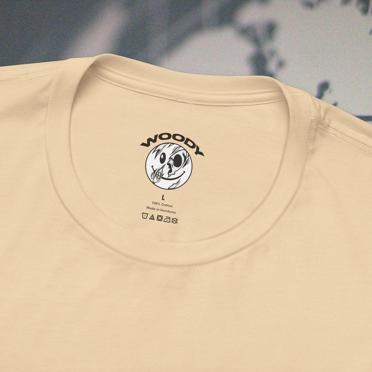 Woody Worldwide - Soft Cream - T-Shirt