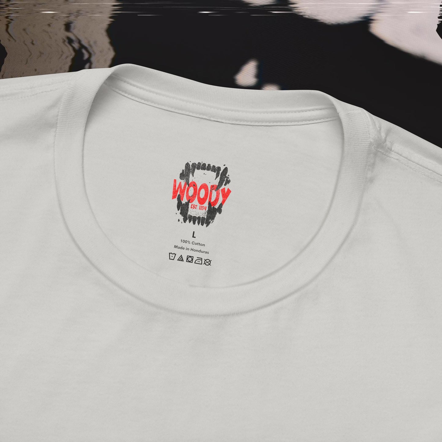 Bite Back - Silver - T-Shirt