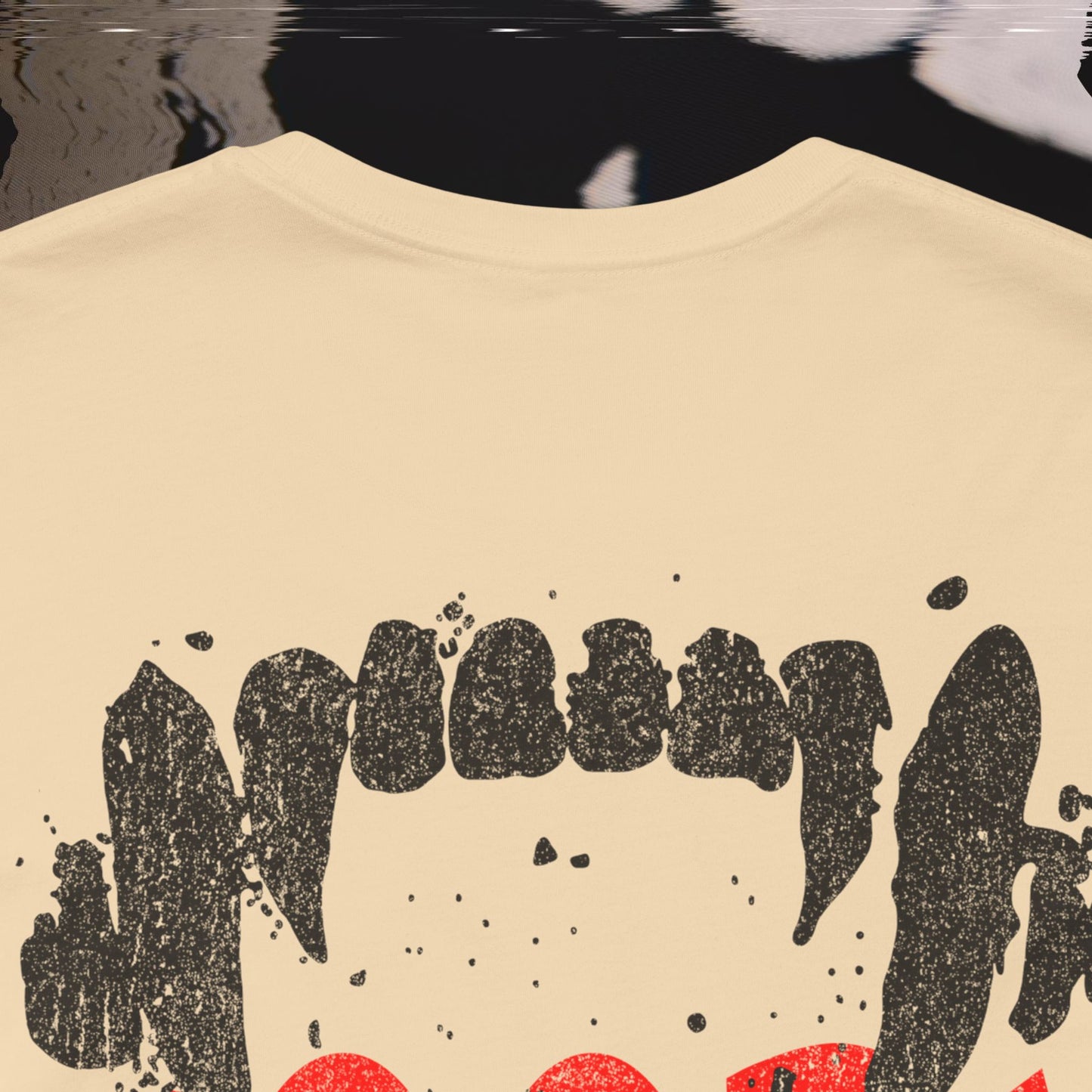 Bite Back - Soft Cream - T-Shirt