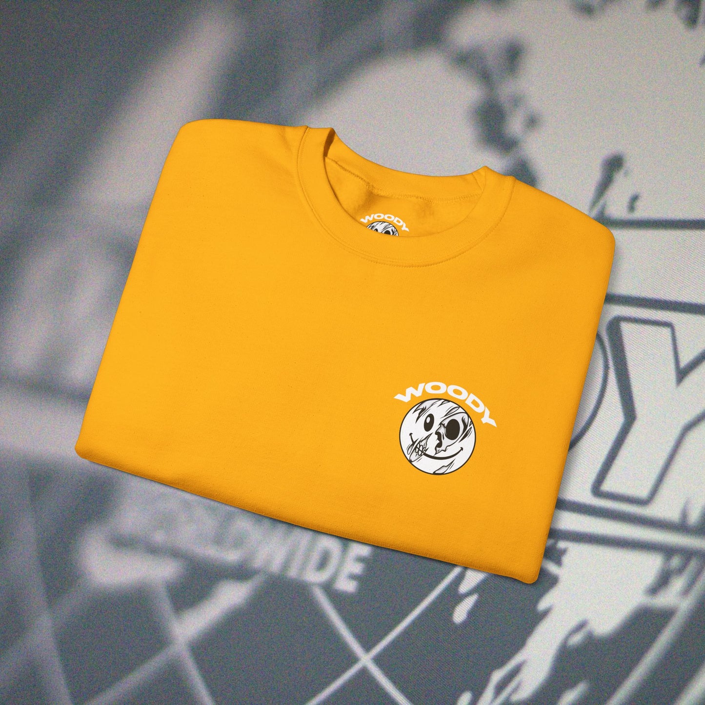 Woody Worldwide - Gold - Crewneck