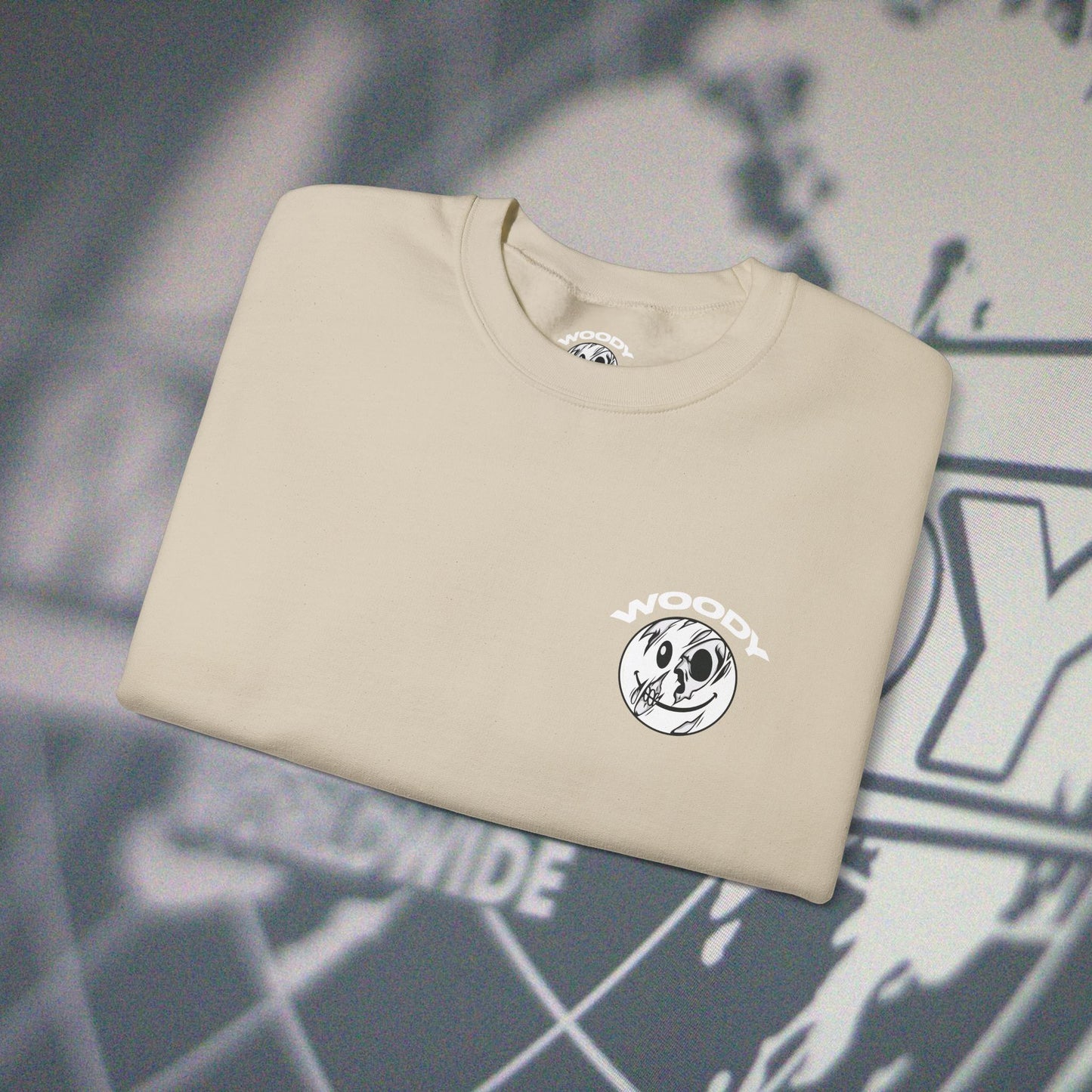 Woody Worldwide - Sand - Crewneck