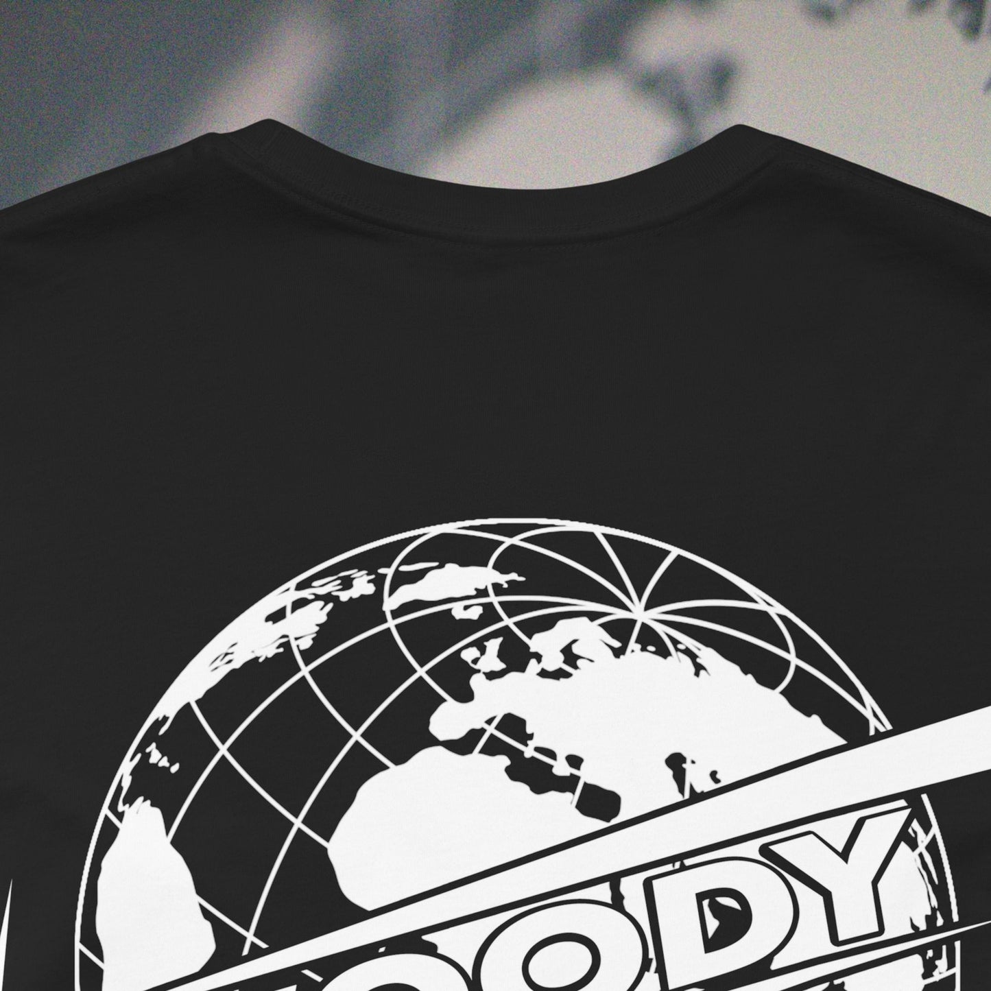 Woody Worldwide - Black - T-Shirt