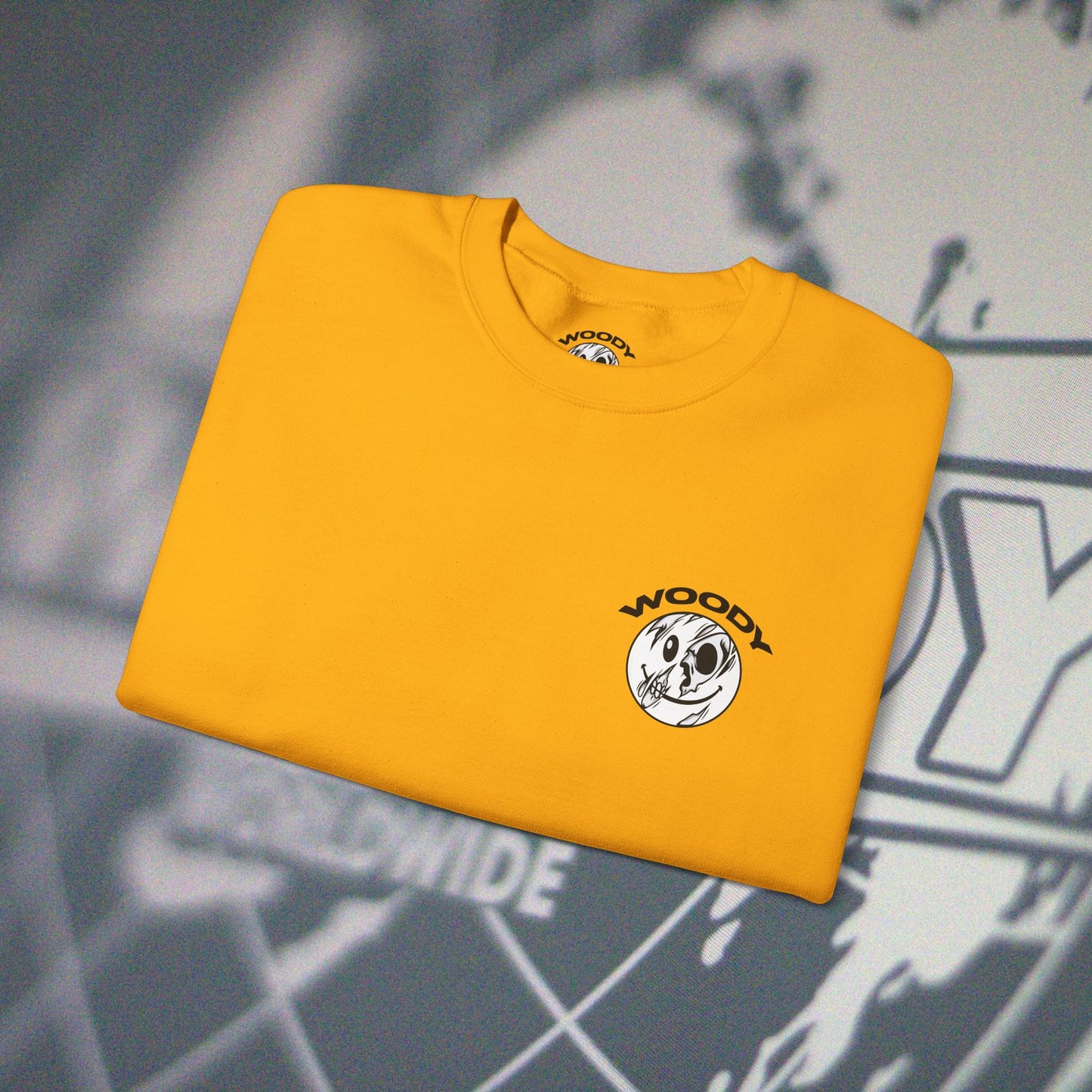 Woody Worldwide - Gold - Crewneck