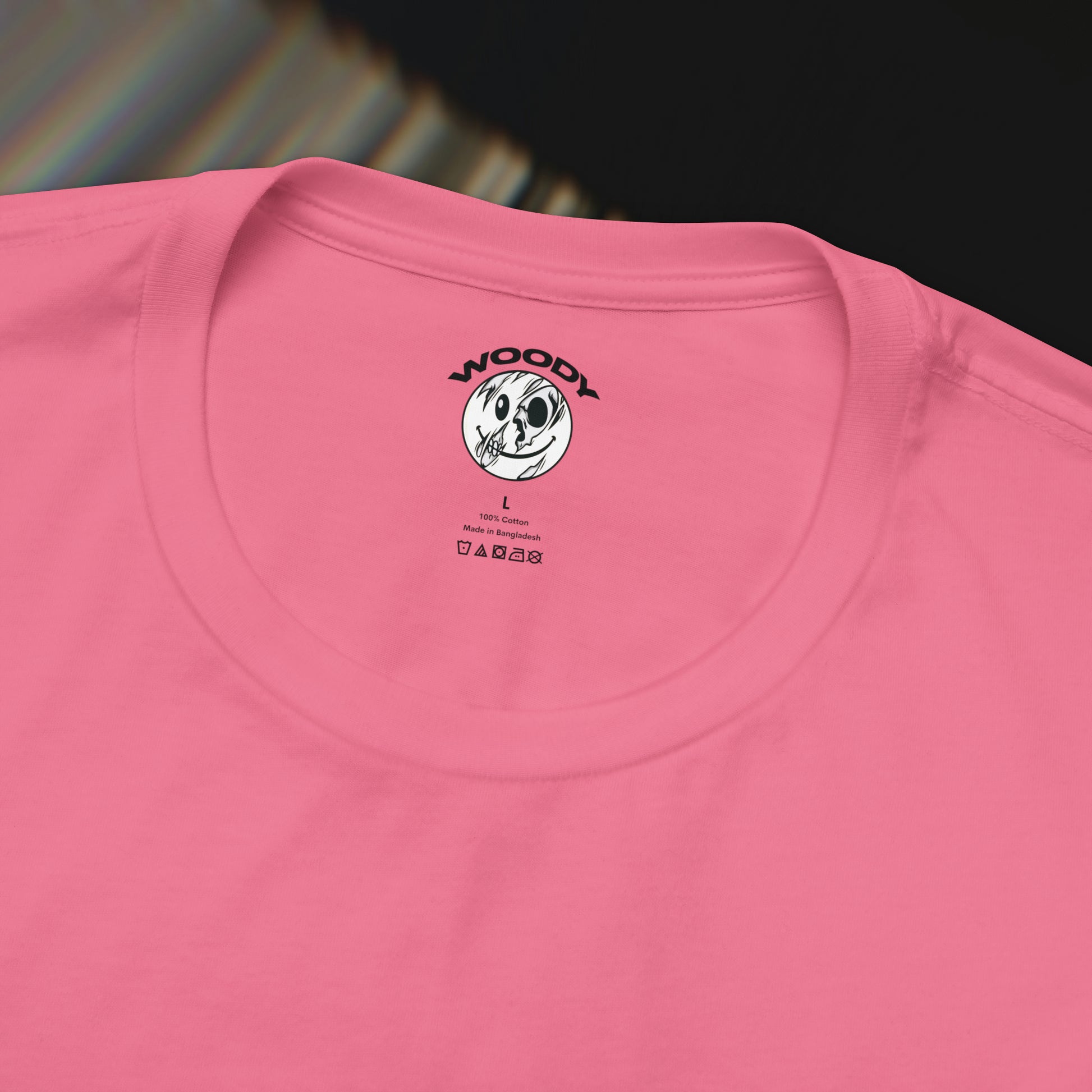 Barcode - WoodyTheBassist Pink – - T-Shirt