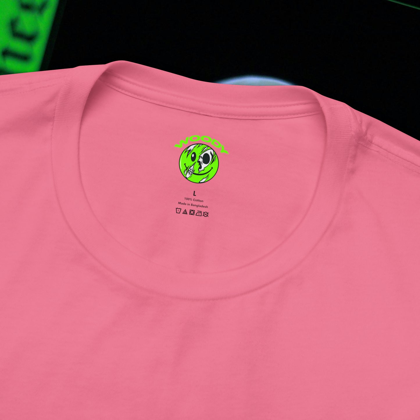 Loneliness - Pink - T-Shirt