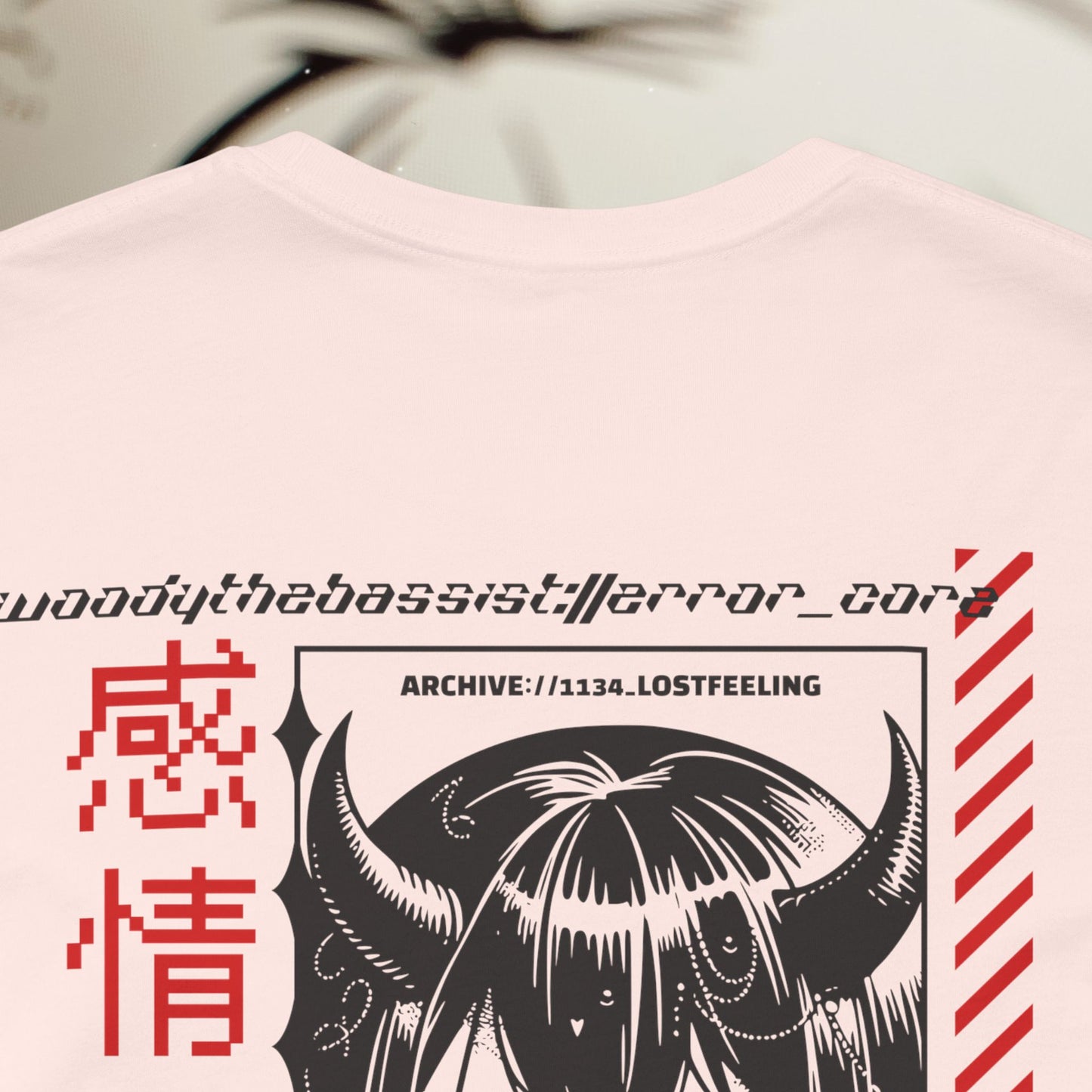 EMOTIONLESS_GEN - Soft Pink - T-Shirt