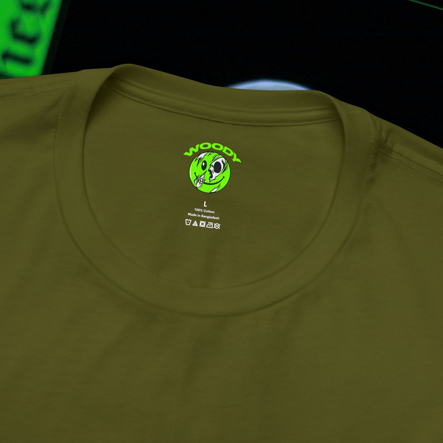 Loneliness - Olive - T-Shirt